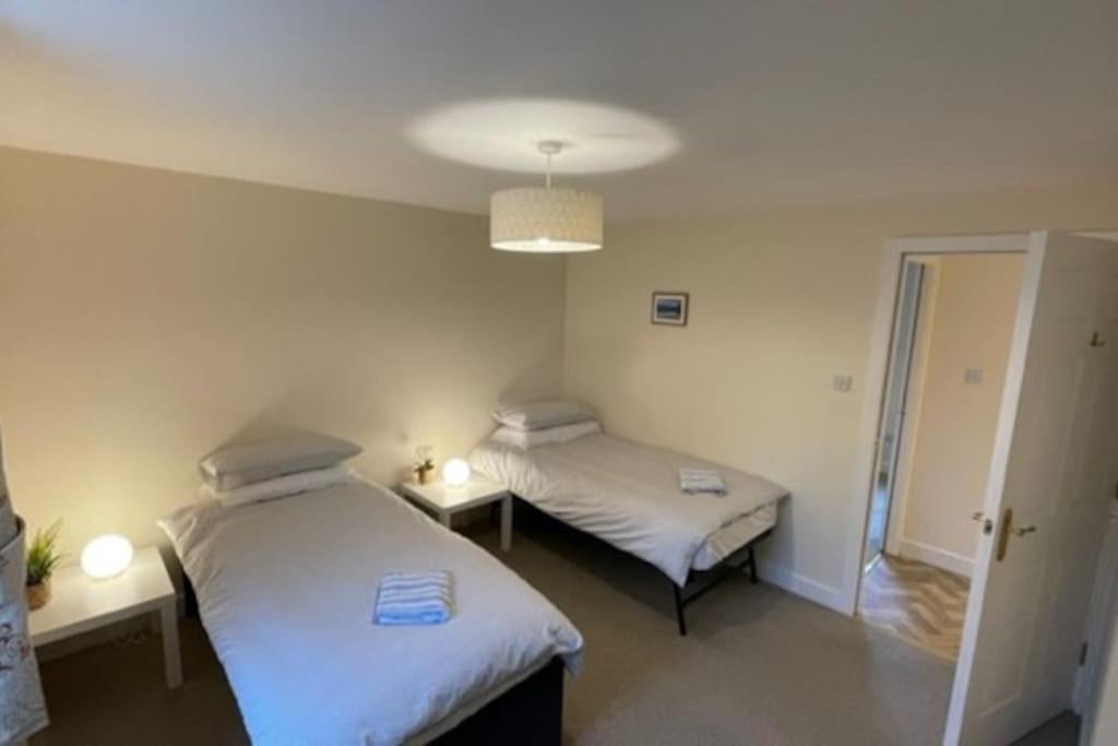 Cardrona Peebles Cardona Cozy 2 X Bedroom Apartment מראה חיצוני תמונה